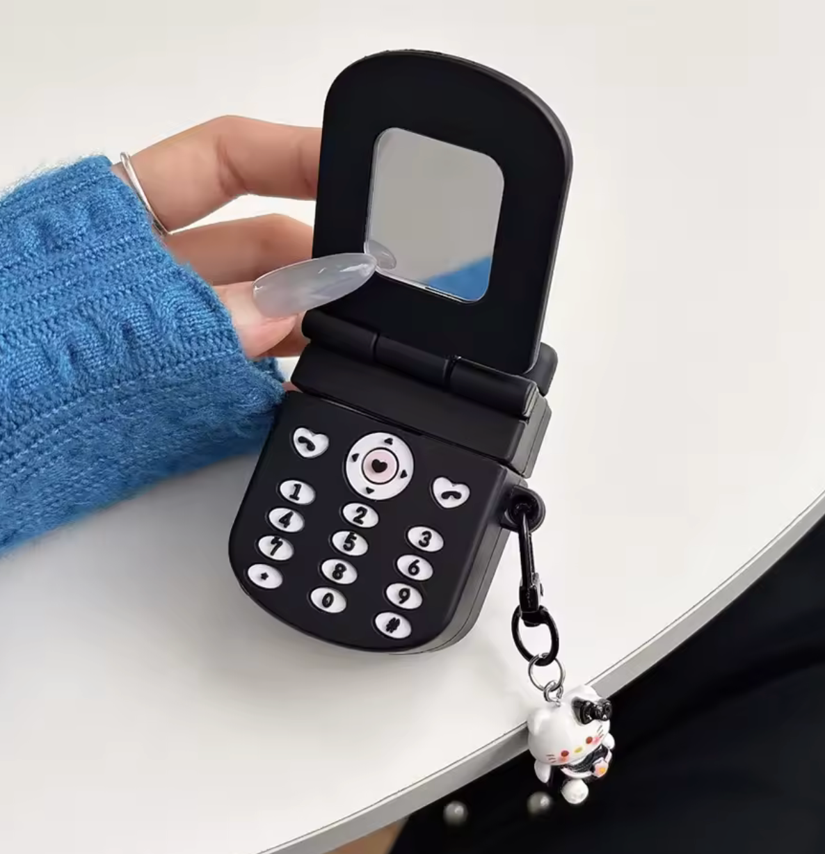 KittyFlip 🐾 AirPods Kılıfı